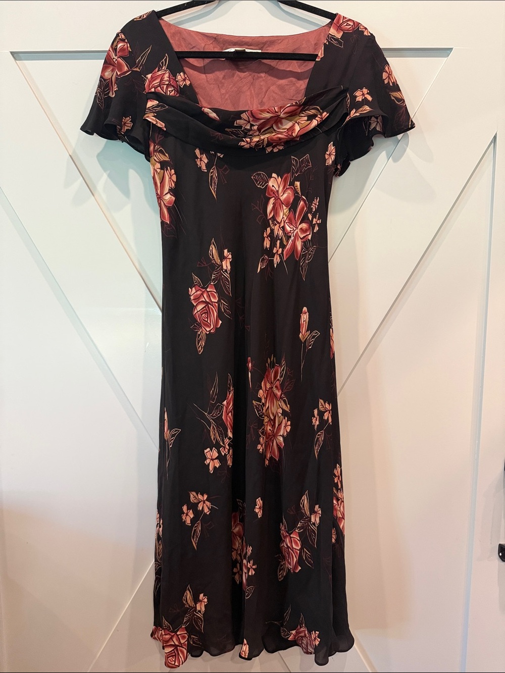 Donna Ricco Black Midi Dress with Rose Print